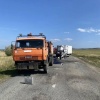 В Хакасии грузовик въехал в дорожного рабочего и КАМАЗ: погибли двое