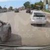 Неаккуратному ездуну преподали урок ПДД красивым матерным в Иркутске. Лихач...