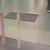В ТЦ «Европолис» в Свиблово хулиган сжег футболку в примерочной одного из...