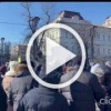 Митинг против дифтарифов проходит в Иркутске