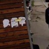 В Иркутске ищут мужчину, ударившего прохожую пакетом с тяжёлым предметом.