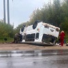 Пассажирский автобус перевернулся в Тульской области — пострадали 15 человек, сообщили в местной прокуратуре.