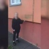 Впервые в Кузбассе. Девушке грозит до двух лет за рекламу наркотиков на домах.