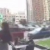 В ЖК «Томилино Парк» кто-то скинул с верхнего этажа бутылку с водой, которая...