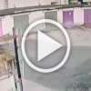 В городе Орел мужчина на скутере влетел в стену.