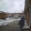В США полицейский расстрелял мужчину, который взял в заложники детей.