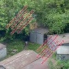 Новокузнецкие подростки устроили мини-салют за гаражами. Кадры сделаны на...