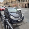Находчивый водитель решил прикрыть номера 100-рублевой купюрой, чтобы не...