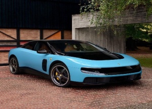 Первый электрический Ferrari Luce — появился благодаря СОВЕТУ Джеффа Безоса.