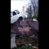 Кемеровский лихач решил взлететь, но приземлился на чужой капот