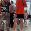 В ТЦ на Долгоозёрной пьяный посетитель угрожал женщине пистолетом и гранатой....