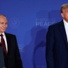Путин поговорил по телефону с Трампом, сообщил помощник президента России Ушаков. По его словам, они обменялись мнениями по итогам визитов Уиткоффа и Кушнера в Москву и Киев.