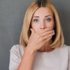 18+ Москвичка лишилась зуба во время минета и едва не задохнулась