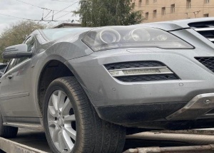 В Новосибирске изъят Mercedes у должницы за миллионный долг