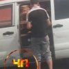В ТЦ по ул.Мира 030, доставщик берет выпечку грязными руками, параллельно...