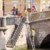 На Дворцовой площади цемент слили прямо в ливнёвку Рабочих заметили во время...