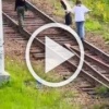 Детские забавы на ж/д путях сегодня засняли на улице Матроса Железняка