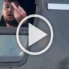 В Питере иностранный специалист водитель автобуса подрезал чужие машины в районе Лахты, когда ему посигналили, то он начал показывать средний палец из салона и угрожать.
