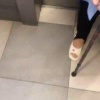Бабка нацистка приняла одного из курьеров за нерусского, результат на видео.