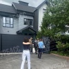 Силовики провели обыск в доме у директора КОМИАЦ Олеси Приндуль.