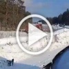 Бензовоз и лесовоз жёстко столкнулись на трассе в...