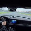 Гоночную Lada Iskra за 7 млн рублей выпустили погонять против Porsche на треке.
