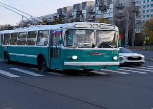 Раритетные троллейбусы вновь вышли на улицы Петербурга