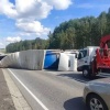 Фура перекрыла часть дороги в Рыбинском округе В районе села Большие Ключи в...