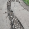 Дорога и тротуар разрушаются в Ново-Ленино на Баумана, 264 Подписчик прислал...