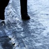 УК выплатит жительнице Нижнего Тагила 727 тысяч рублей после того, как она упала скользком крыльце