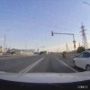 В городе Обь едва не случилось ДТП: велосипедист чудом избежал столкновения с...