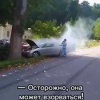 Иногда люди паркуют свои автомобили в неподходящих местах. Не стесняйтесь...