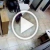 «Ещё и с айфоном. Ещё и электронку куришь, да?»:...