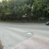 Новосибирцы своими руками заделывают ямы на дорогах, чтобы спасти колёса...