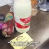 Москвич решил помочь пожилой женщине в подземном переходе — купил ей продукты, но что-то пошло не так.