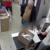 Мужчине не понравилось, как сотрудник обращался с его заказами. 🔞 Подпишись -...