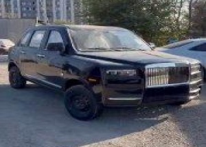 Rolls-Royce Cullinan для бедных начали завозить в Россию.