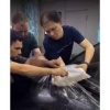 Китаец сделал аквариум у себе на капоте