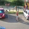 Хирург из Орла во время отпуска спас жизнь ребенку на детской площадке, который подавился конфетой