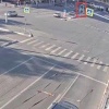 Машина вылетела на тротуар в Новосибирске, где была женщина с коляской. Пострадали дети
