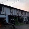 Под Красноярском сгорела крыша таунхауса.