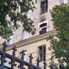 Больше 4 месяцев жители многоэтажки на севере Москвы живут со сгоревшим...