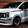 Компактвэн Honda Freed стилизовали под американские автомобили 1980-х Пока...