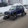 Блогер прокачал свою Ниву — вместо колес он установил ГУСЕНИЦЫ Если бы такое...