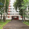 На улице Обручева двухлетний ребенок выпал из окна с высоты 7 этажа и выжил...
