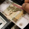 Продавец зоомагазина в Черногорске выкрала из кассы полмиллиона рублей....