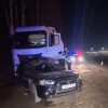 В КАМАЗ этой ночью врезался водитель легковушки на Полевском тракте