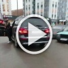 Бородач на Mercedes набросился на девушку, которая перегородила ему дорогу