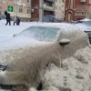 Машины на Звёздной оказались скованы льдом из-за разлива воды. Сейчас аварию...
