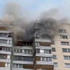 Два человека пострадали во время пожара в Чертаново Из горящего здания...